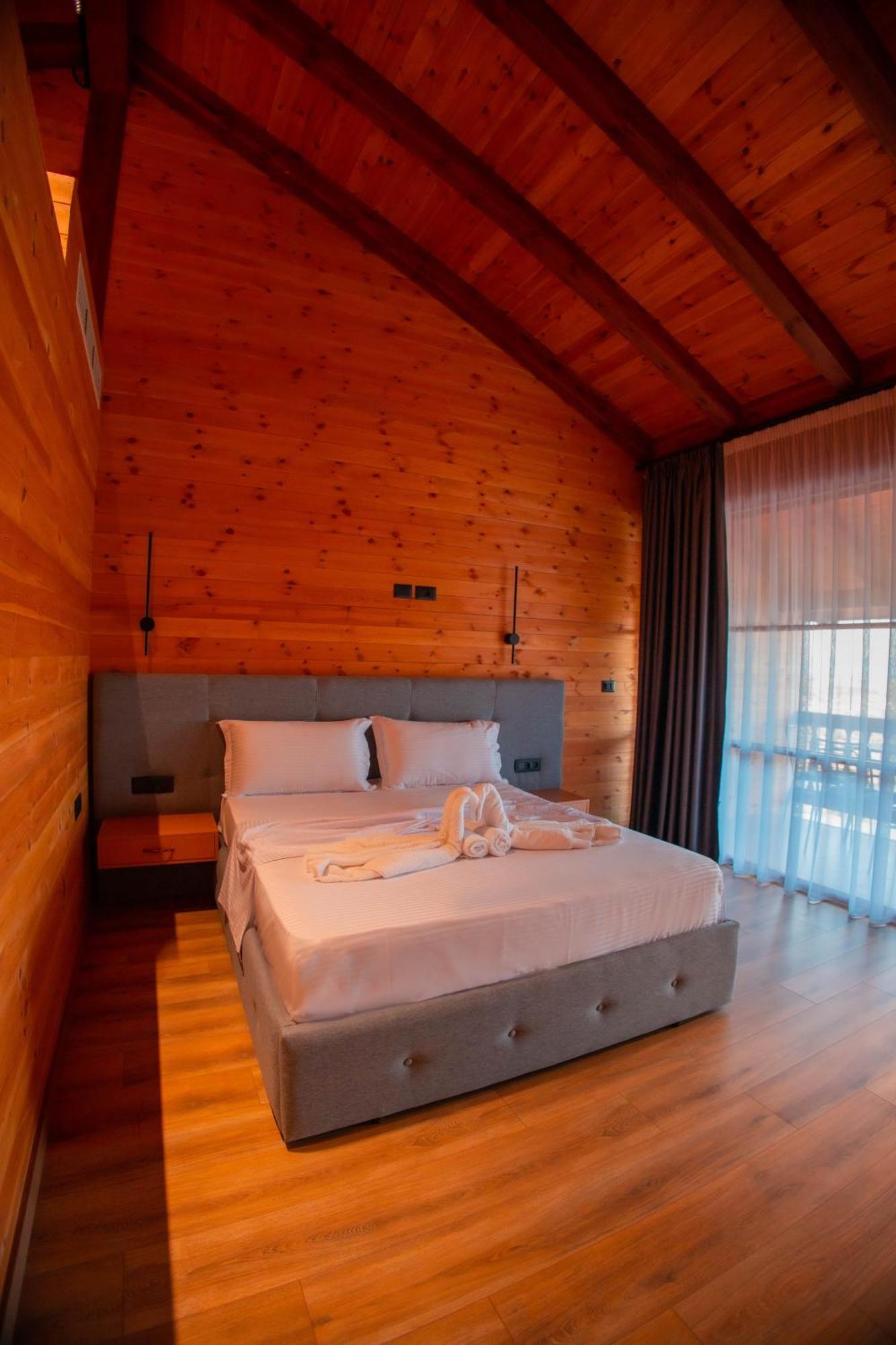 Hotel Shpija E Gjyshit Shkodra Kültér fotó
