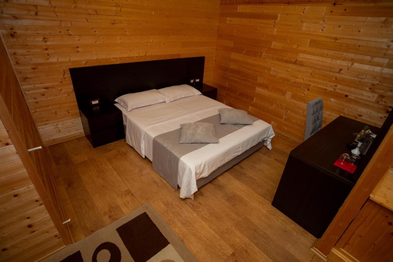 Hotel Shpija E Gjyshit Shkodra Kültér fotó