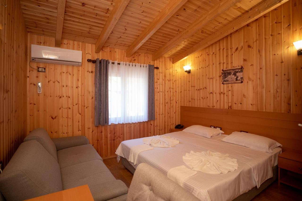 Hotel Shpija E Gjyshit Shkodra Kültér fotó